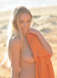 Hayley Marie Nude Beach Romp