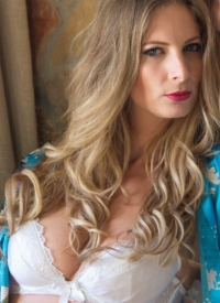 Rebecca Leah Blonde Beauty Girlfolio