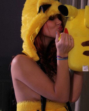 Bailey Knox Pikachu 4 U Cosplay 3