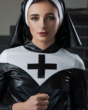 Kate Rich Warrior Nun VR Cosplay X 1