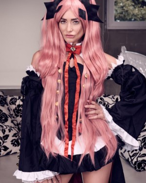 Sarah Sultry Krul Tepes VR Cosplay X 2
