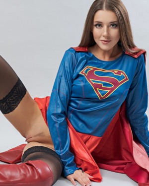 Sybil Supergirl VR Cosplay X 4